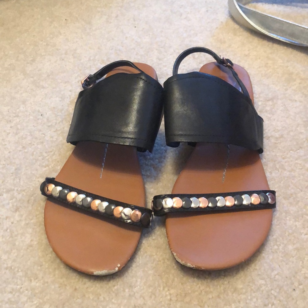 Dolce Vita since 7.5 black sandals